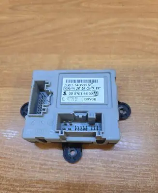 Volvo XC70 Door control unit/module 7G9T14B533KC 0507914602