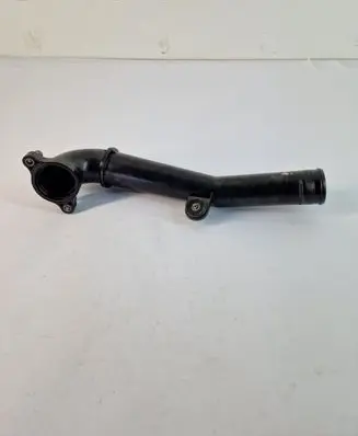 Volkswagen Jetta VI Intercooler air channel guide 04L145762E