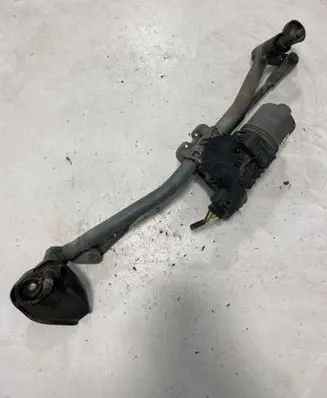 Opel Astra H Front wiper linkage and motor 3397020632 13111211