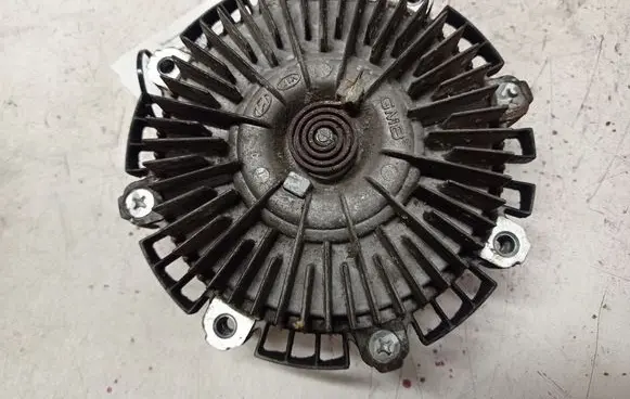 KIA Sorento Viscous fan clutch