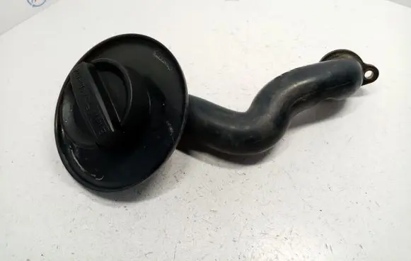 BMW X5M E70 Oil fill pipe 7588548 11127588548