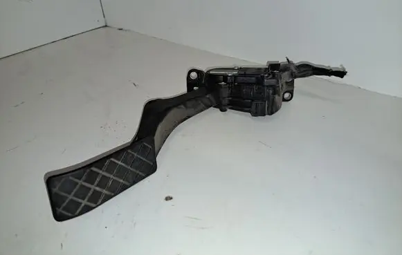 Volkswagen Transporter - Caravelle T5 Accelerator throttle pedal 7E1721503C