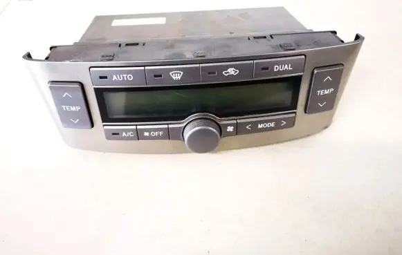 Toyota Avensis T250 Climate control unit 5590005270 55900-05270