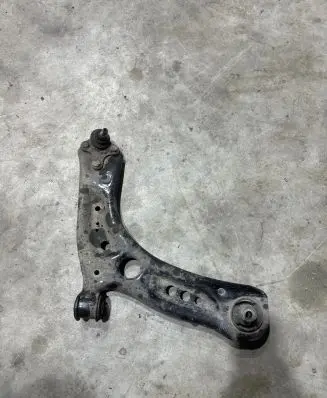 Skoda Octavia Mk3 (5E) Front lower control arm/wishbone 5Q0407152