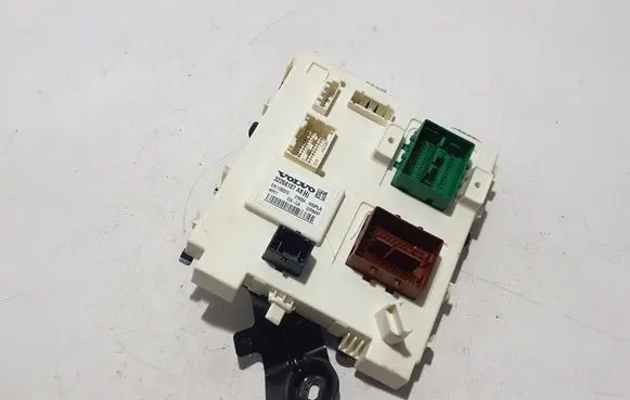 Volvo XC40 Comfort/convenience module 32268107