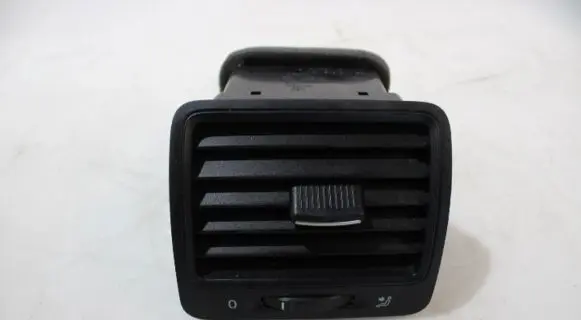 Volkswagen Golf V Dashboard side air vent grill/cover trim