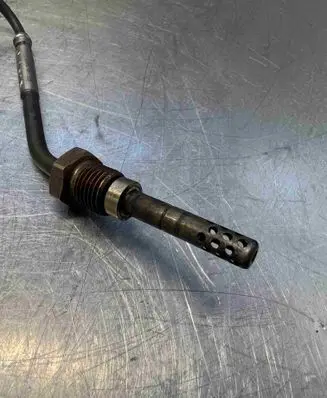 Volkswagen Touareg I Exhaust pressure sensor 070906088D