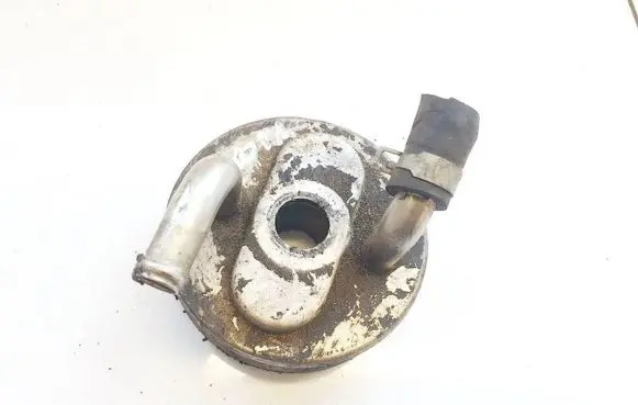 Toyota Avensis Verso Engine oil radiator 
