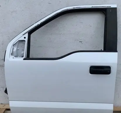 Ford F150 Front door U6DRZWILPKYZ