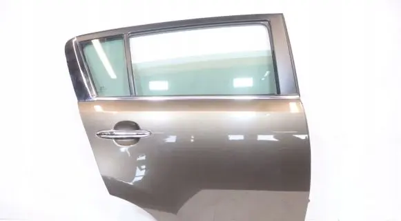 KIA Sportage Rear door 