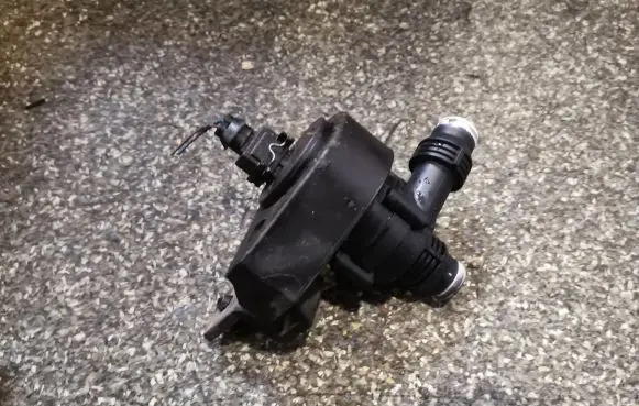 BMW 5 E60 E61 Electric auxiliary coolant/water pump 6421691770005