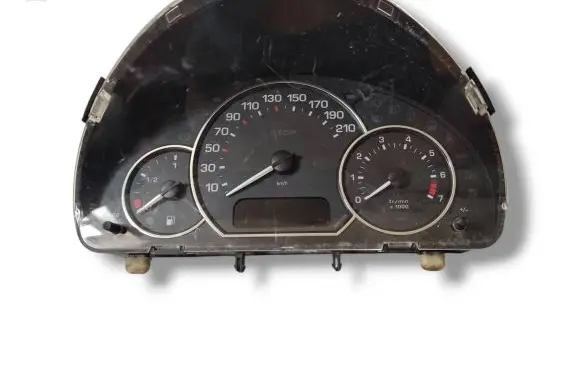 Peugeot 1007 Speedometer (instrument cluster) A2C53045317