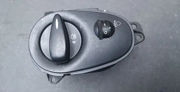 Ford Focus Light switch 98AG13A024CH 04052524 4986101