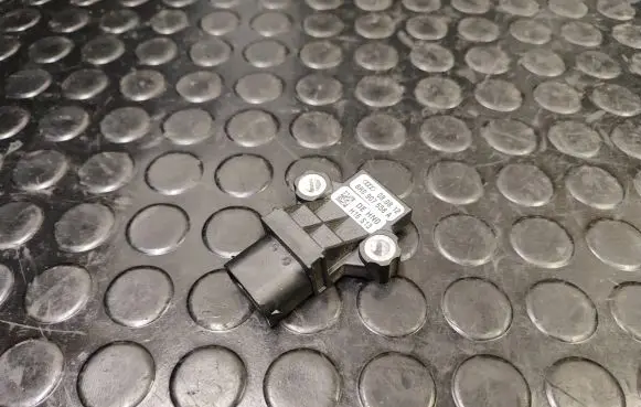 Audi Q5 SQ5 Brake pedal sensor switch 8R0907658A