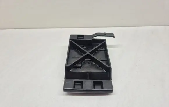 Mercedes-Benz C W202 Front bumper mounting bracket 2028800330