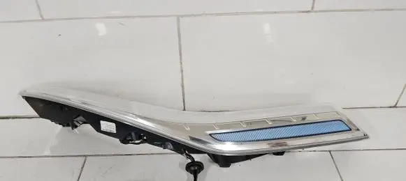 Nissan Leaf I (ZE0) Rear/tail lights 265503NLX