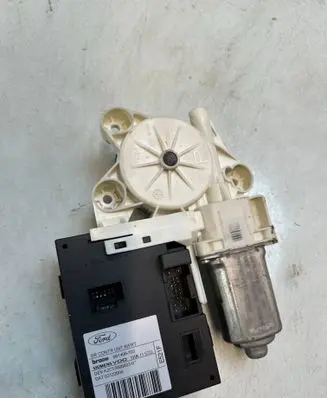 Ford C-MAX I Front door window regulator motor 981406103