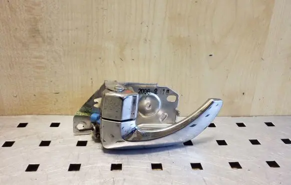 KIA Sorento Rear door interior handle
