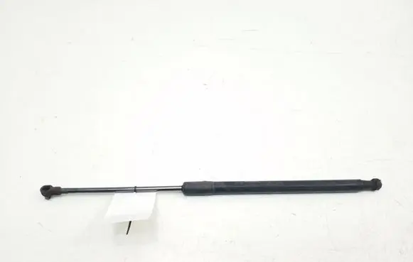 Toyota Verso Tailgate strut 689500F030