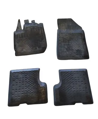 Dacia Duster II Car floor mat set 8201698533