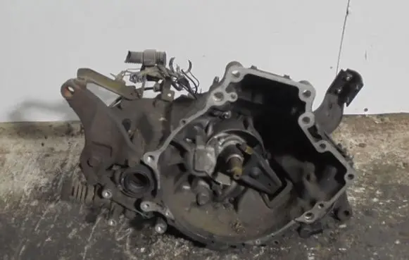 Mazda 626 Manual 4 speed gearbox G562K-1