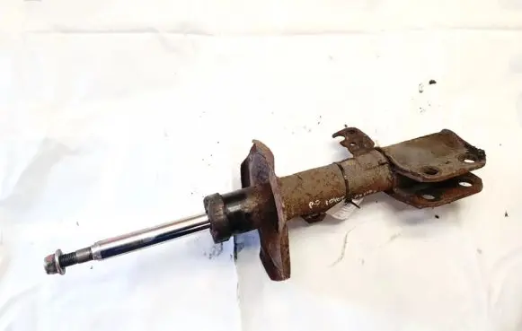 Toyota Avensis T250 Front shock absorber/damper