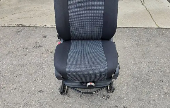 Mercedes-Benz Sprinter W906 Front driver seat