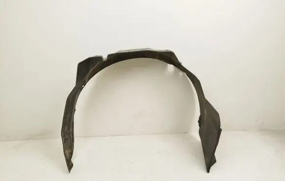 Mitsubishi Carisma Front wheel arch liner splash guards MR910207
