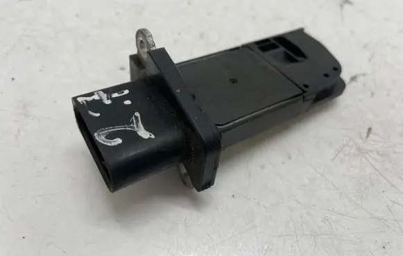 Audi A4 S4 B8 8K Mass air flow meter 059906461K