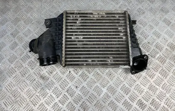 Subaru Outback Intercooler radiator 21821AA020 21821AA021