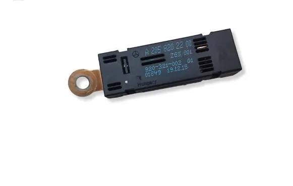Mercedes-Benz C W205 Aerial antenna amplifier A2058202200