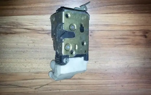 Fiat Punto (176) Rear door lock