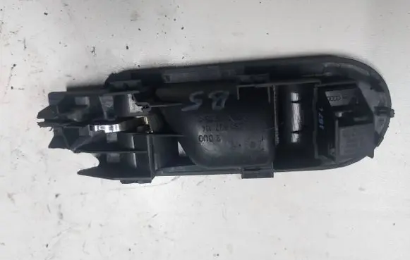 Volkswagen Passat Alltrack Front door interior handle 3B1837114