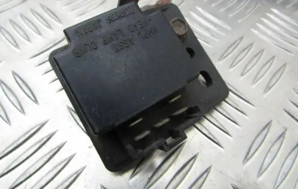 Mitsubishi Pajero Other relay MA809932