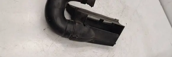 Volkswagen PASSAT B6 Air intake duct part 1K0129618AI