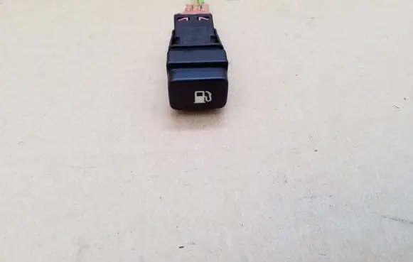 Citroen C4 I Picasso Fuel tank opening switch 96530658XT