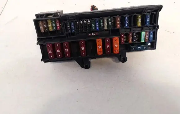 BMW 7 E65 E66 Fuse box set 69005820