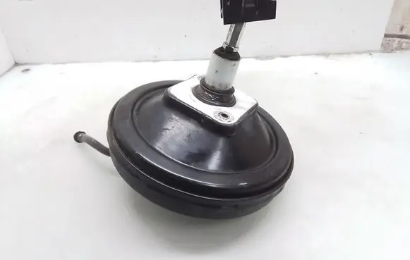 Audi A4 S4 B5 8D Brake booster 8D0612105G