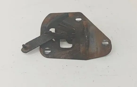 Skoda Fabia Mk1 (6Y) Engine bonnet/hood lock/latch loop/hook 6Y0823480C