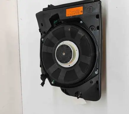 BMW 4 F32 F33 Subwoofer speaker 9210152
