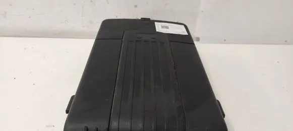 Audi A3 S3 A3 Sportback 8P Battery box tray cover/lid 1K0915443C