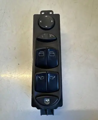 Mercedes-Benz Vito Viano W639 Electric window control switch A6395451213