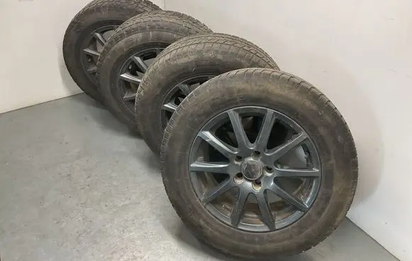 Nissan X-Trail T30 R16 alloy rim