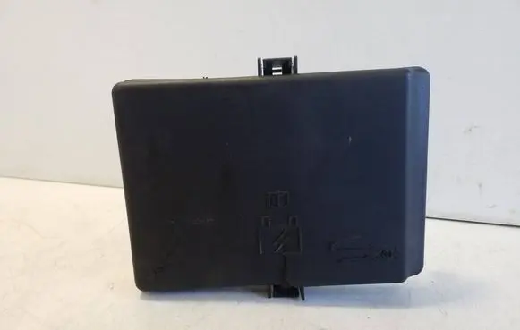 Maserati Ghibli Fuse box cover 7171381630