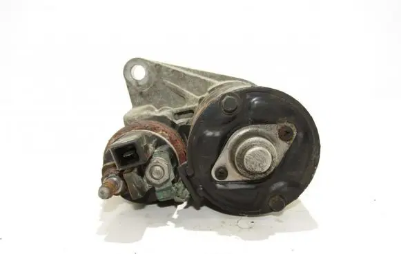 Volkswagen Polo Starter motor