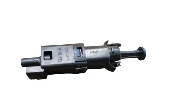 Volvo S40, V40 Brake pedal sensor switch 9146505
