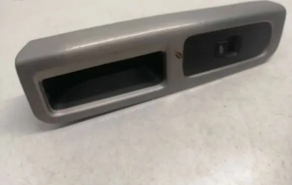 Volvo V50 Front door window switch trim 8663815 SSW464