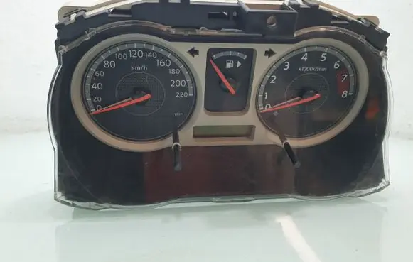 Nissan Note (E11) Speedometer (instrument cluster) 9U21B
