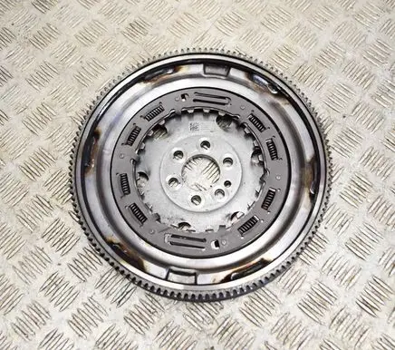 Skoda Superb B8 (3V) Flywheel 04E105266K