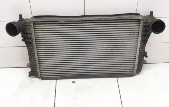 Volkswagen Golf V Intercooler radiator 1k0145803t